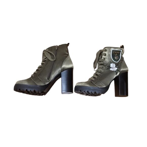 Steve Madden olive green army decal platform heeled zip up boots, size 8.5 - Picture 3 of 6